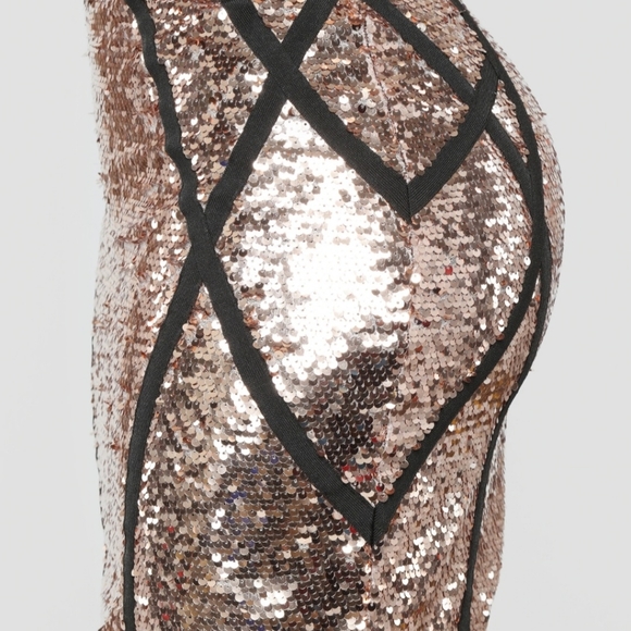 Fashion Nova 2 Piece Sequin Oufit - Picture 7 of 7